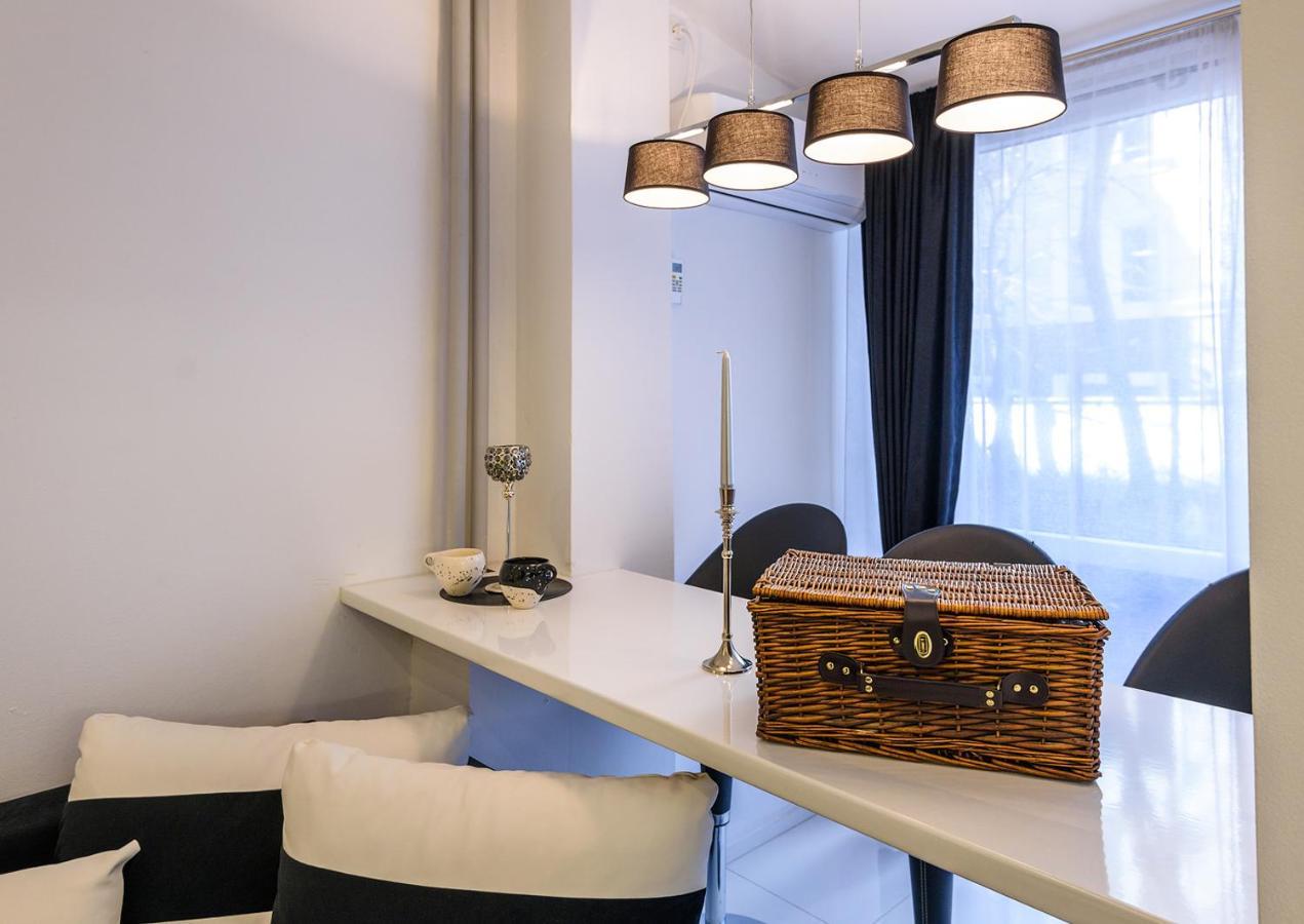 Zero-Waste Studio Apartment In Central Sofia Exterior photo