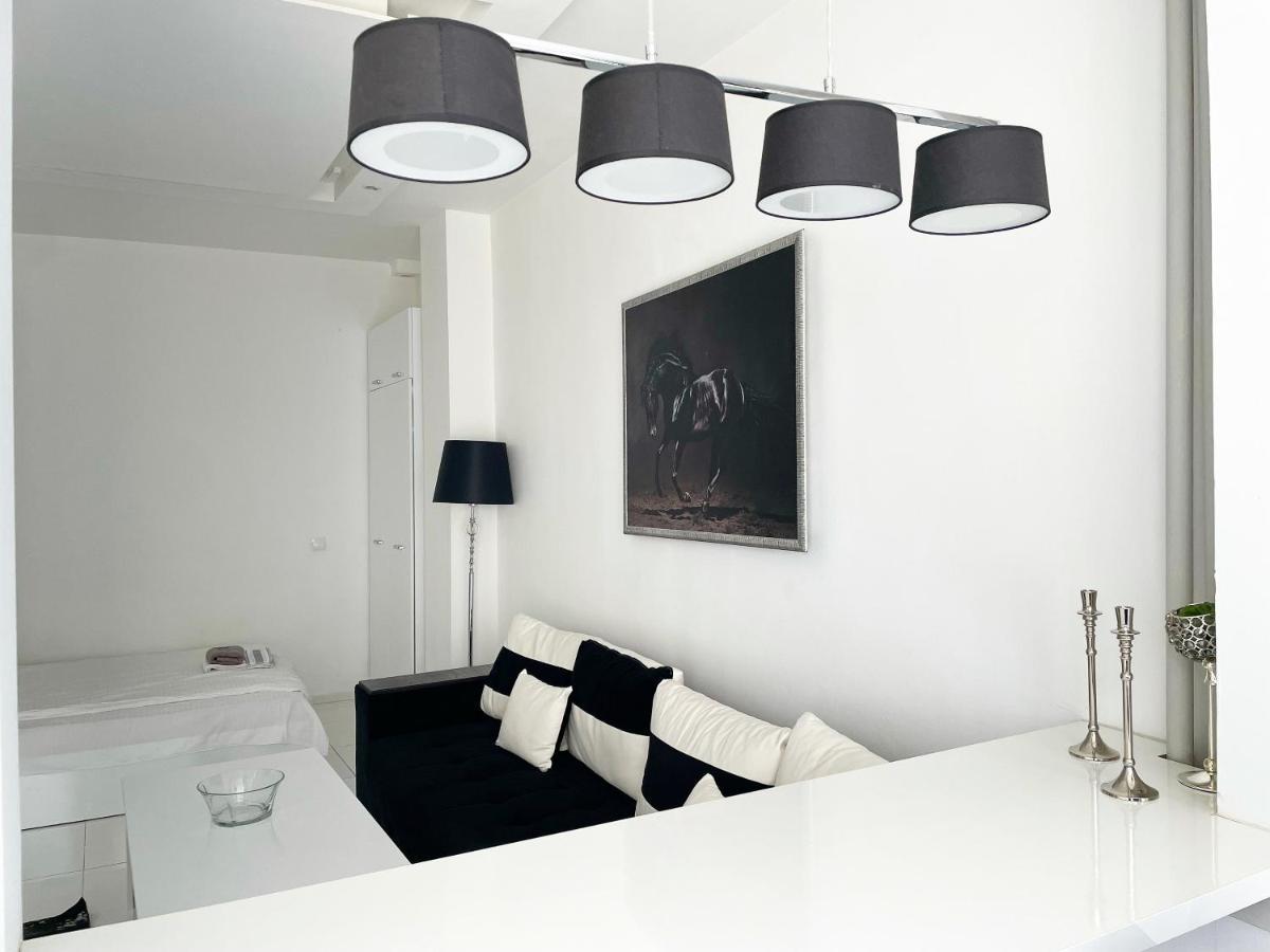 Zero-Waste Studio Apartment In Central Sofia Exterior photo